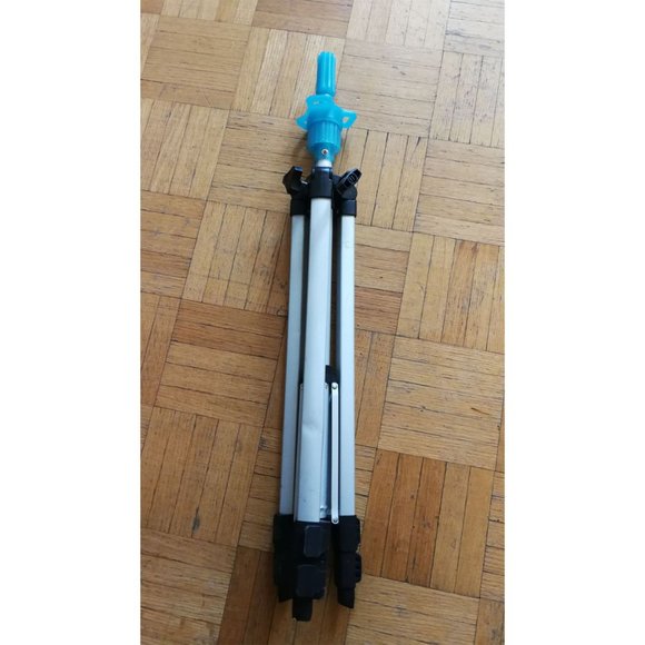 Mannequin head tri pod stand - Picture 4 of 4